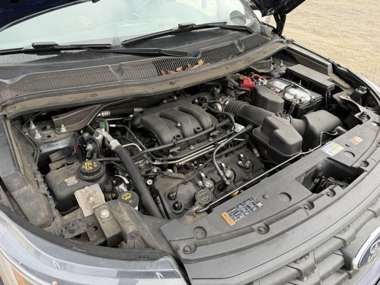 2018-ford-explorer-image-19