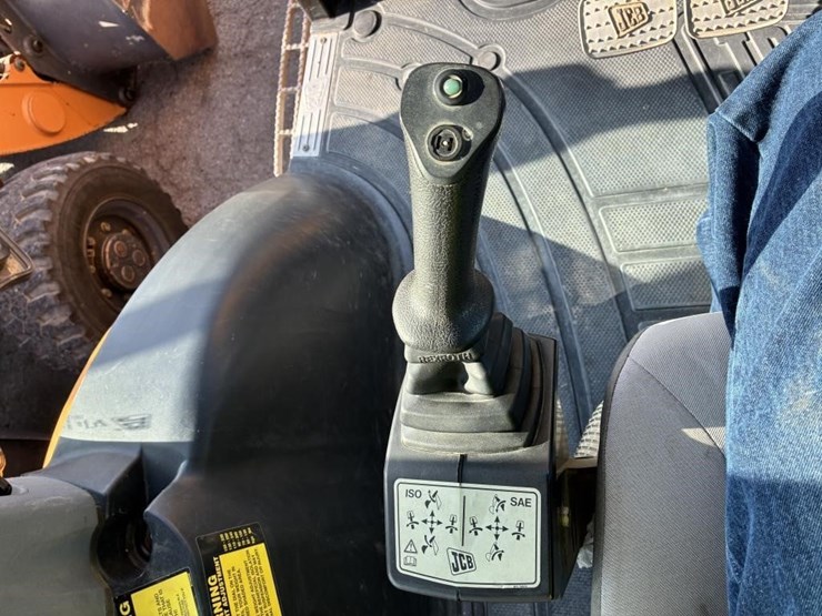 2008-jcb-3cx-image-27
