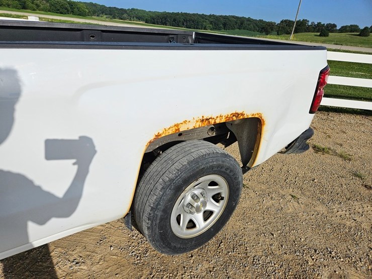 2017-chevrolet-1500-image-13