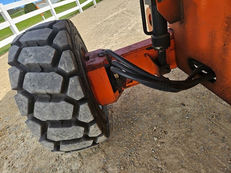 #89-•-jlg-460si-basket-lift-image-48