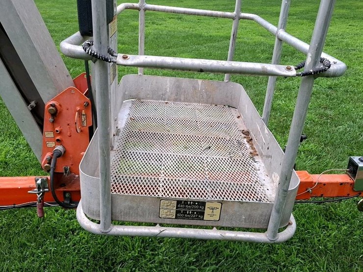 2016-jlg-t500j-image-27