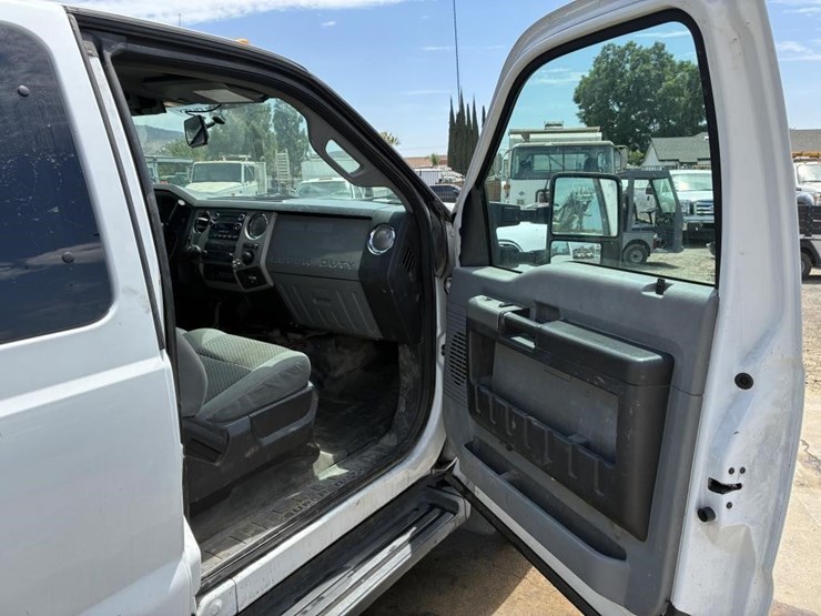 2015-ford-f450-image-26