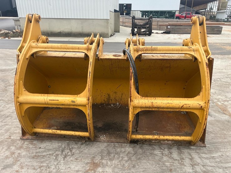 2020-deere-344l-image-68
