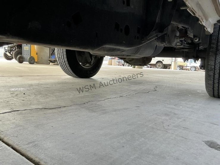 2019-ford-f150-image-27