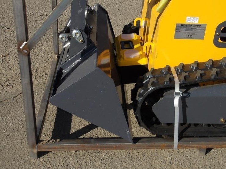 2026-zjz-380-skid-steer-track-loader-image-5