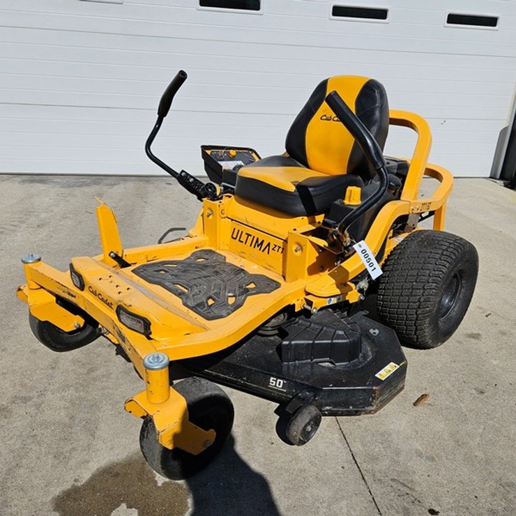 #651 • Cub Cadet ZT1 Zero Turn Mower