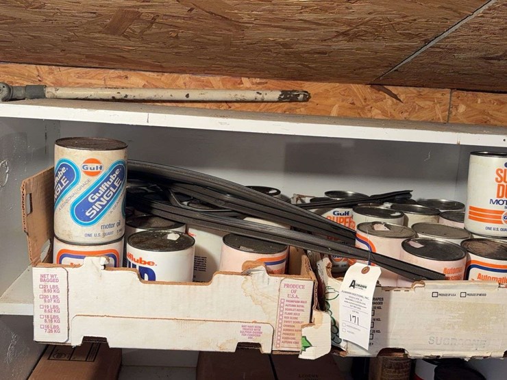 contents-of-shelf-image-1