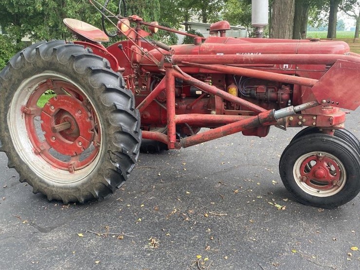#6067-•-1948-farmall-h-tractor-image-24