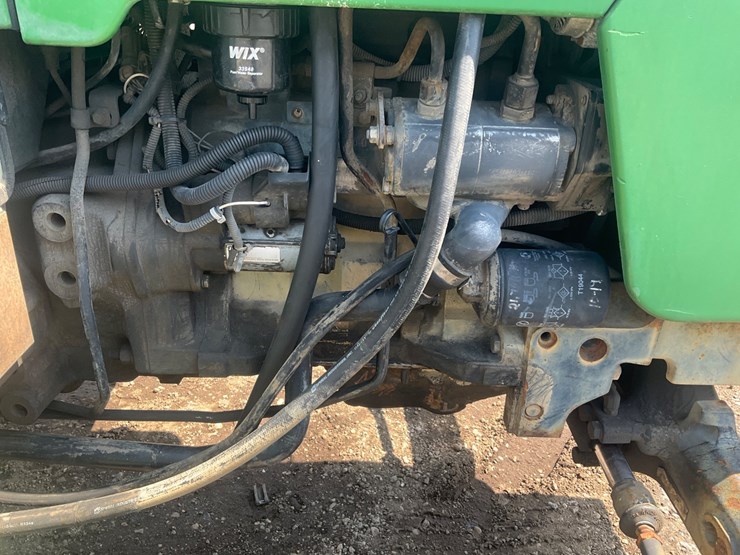2004-john-deere-5220-image-11