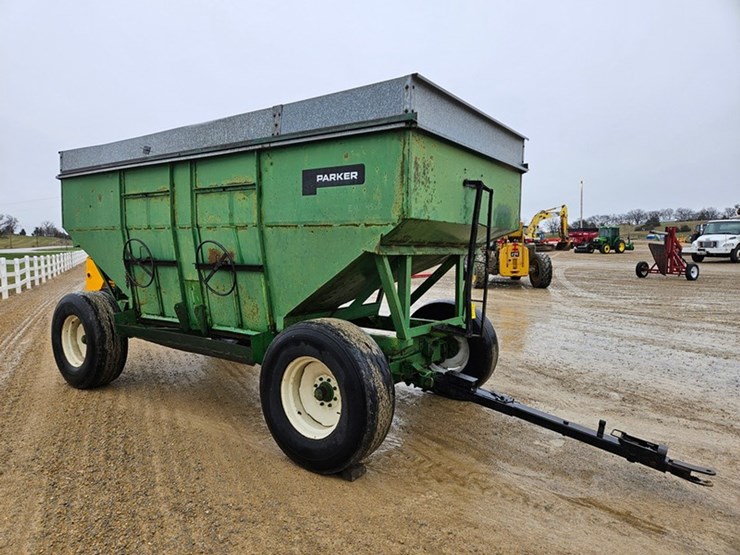 #109-•-parker-gravity-wagon-&-gear-image-7