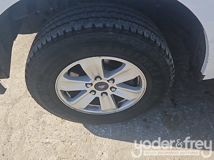 2016-ford-f150-image-13