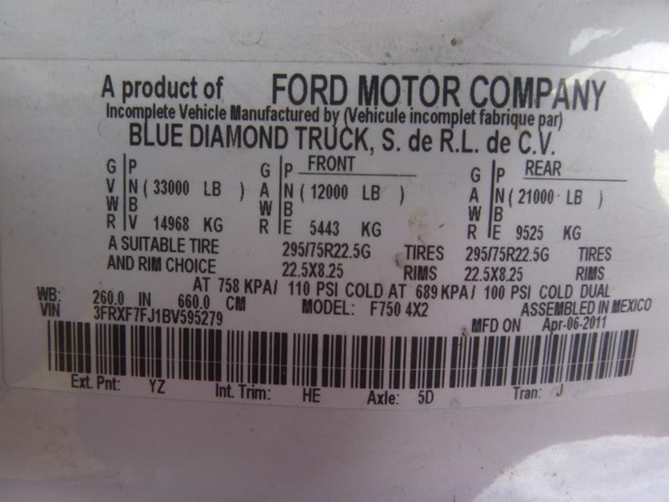 2011-ford-f750-image-29
