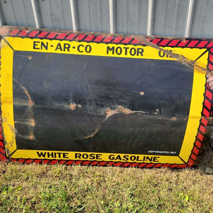 EN-AR-CO Motor Oil And White Rose Gasoline “Chalkboard” Sign