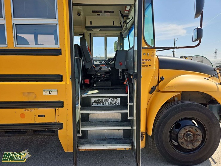 2014-ic-bus-ce-image-15
