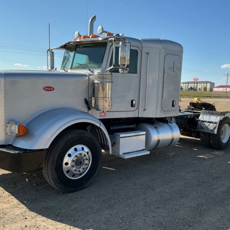 2015 PETERBILT 367