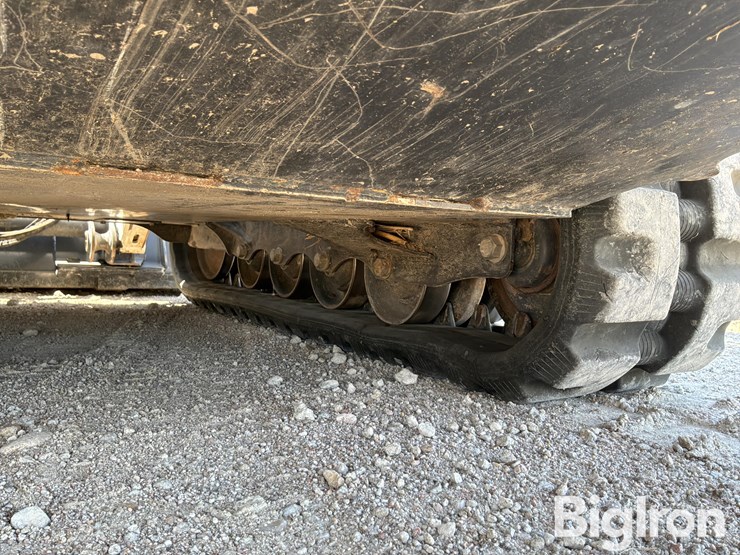 2023-bobcat-t595-image-20