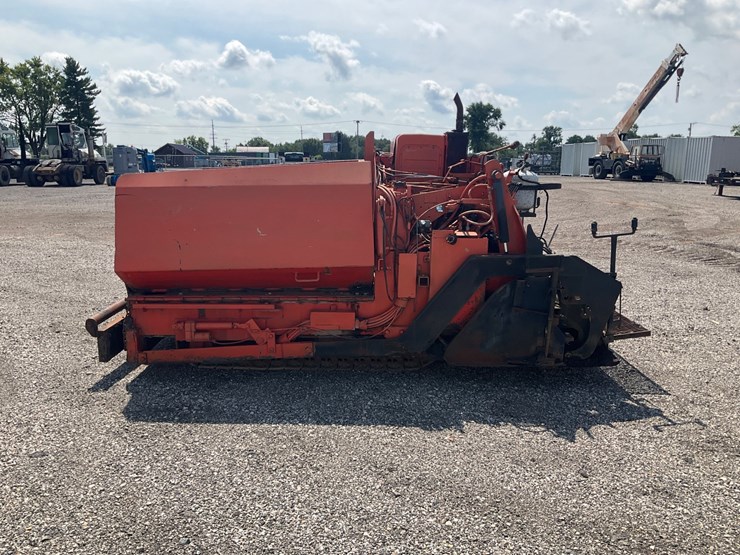 #1675-•-leeboy-tracked-asphalt-paver-image-6