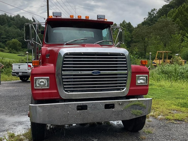1989-ford-l8000-image-8