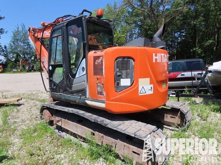 2017-hitachi-zx135us-6-image-4