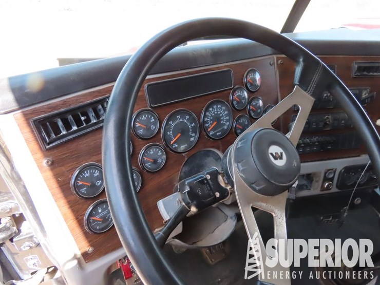 2013-western-star-4900-image-8