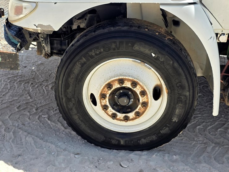 2015-international-durastar-4300-image-18