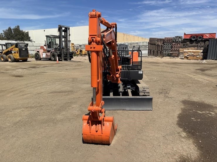 hitachi-ex21-image-6