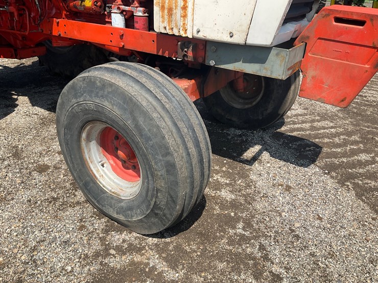 #5506-•-case-1570-agri-king-tractor-image-10