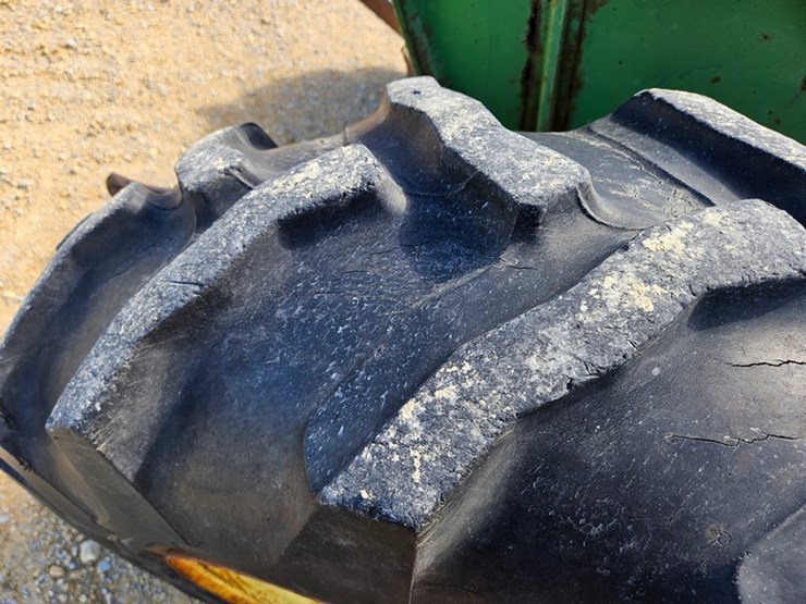 2020-john-deere-2020-image-37