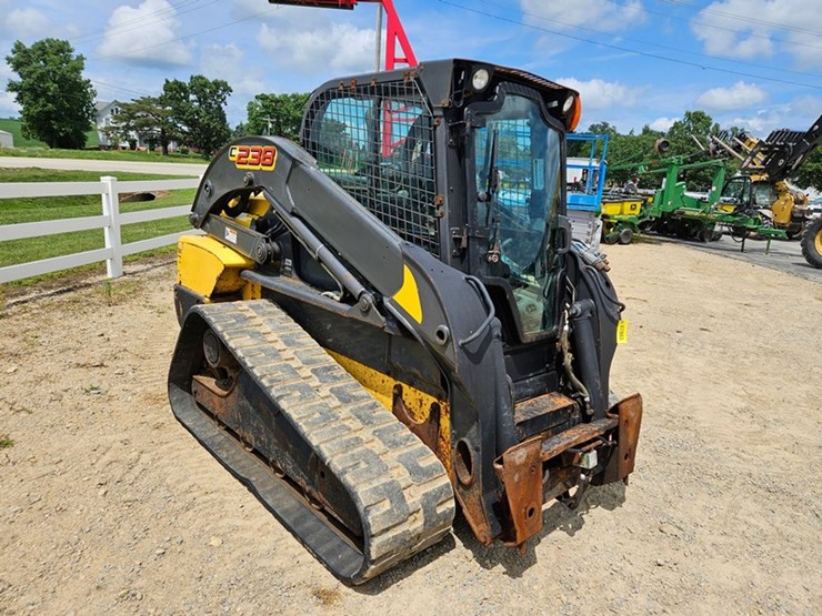 new-holland-c238-image-7