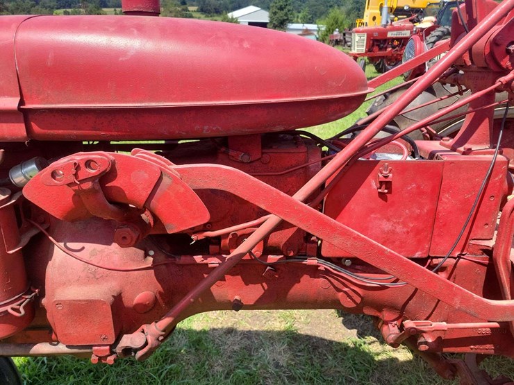 1954-farmall-super-c-image-12
