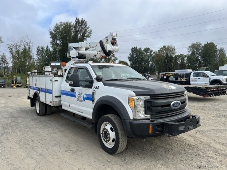 2017-ford-f550-image-2