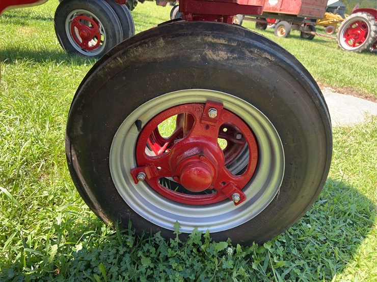 1939-farmall-h-distillate-image-19