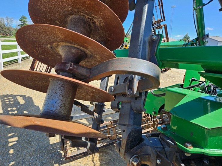 john-deere-2623vt-image-45