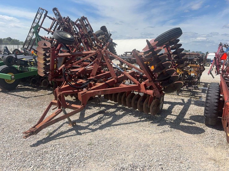 case-ih-490-image-1