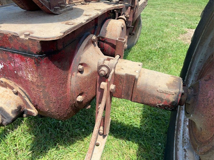 1943-farmall-m-image-20