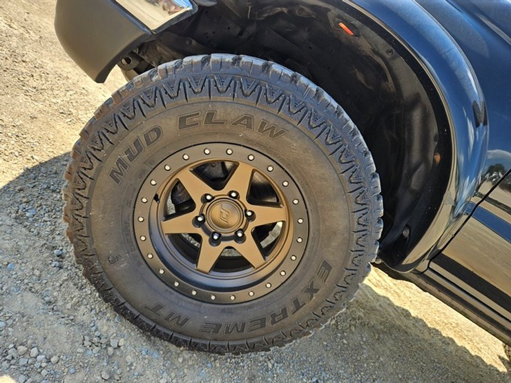 2004-toyota-tacoma-image-49