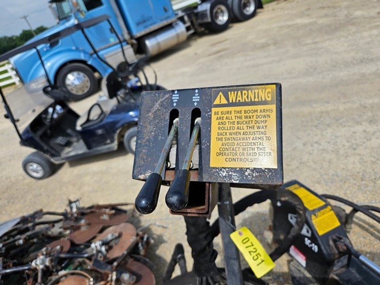 #101-•-coneqtec-stump-grinder-for-skid-loader-image-40