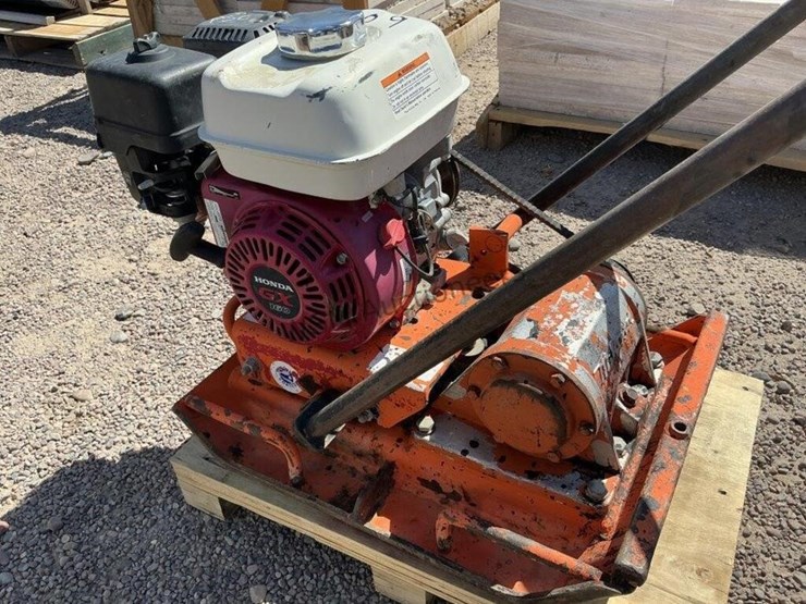 plate-compactor-image-4