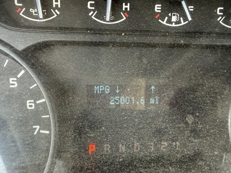 2012-ford-f150-image-28