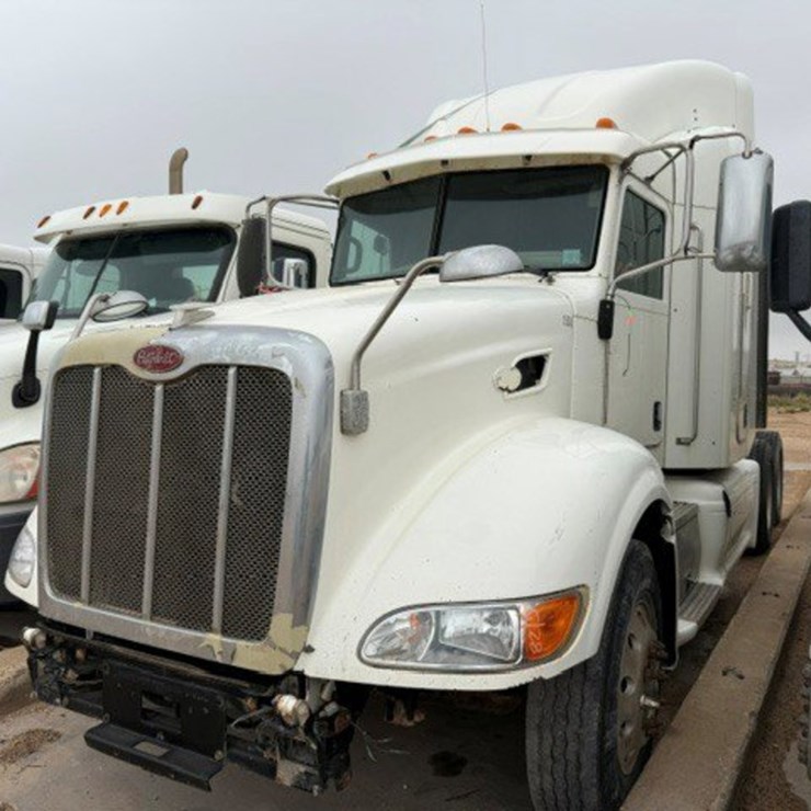 2012 PETERBILT 386