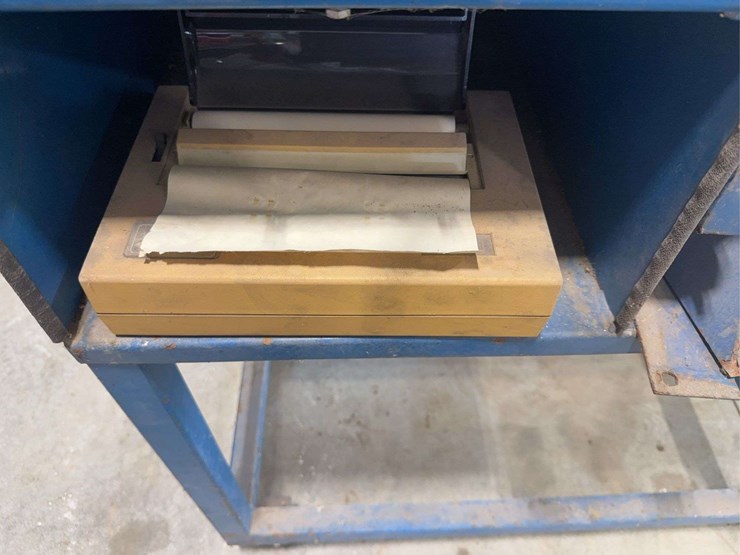 kinze-seed-meter-test-unit-image-8