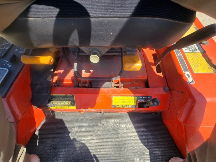 kubota-fz2400-image-25