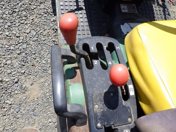 john-deere-4100-image-16