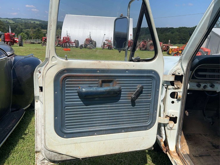 1970-ford-f250-image-25