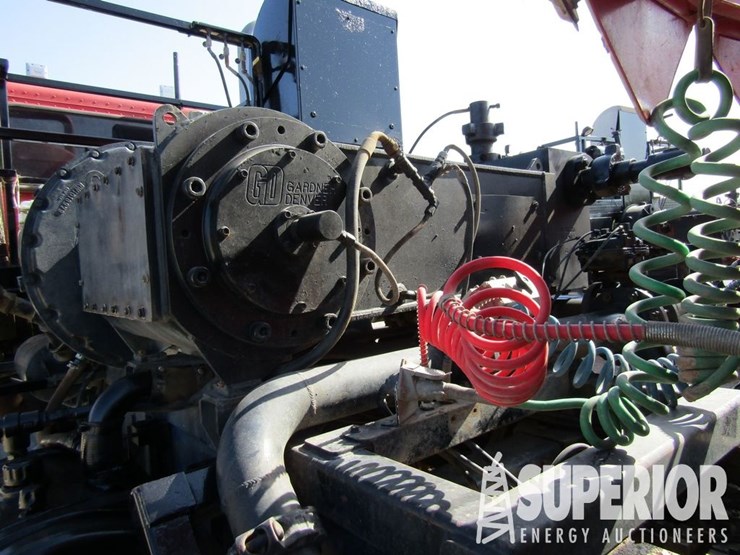 2003-peterbilt-379-image-6