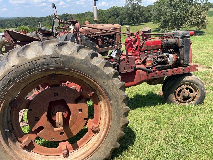 1954-farmall-super-h-image-6