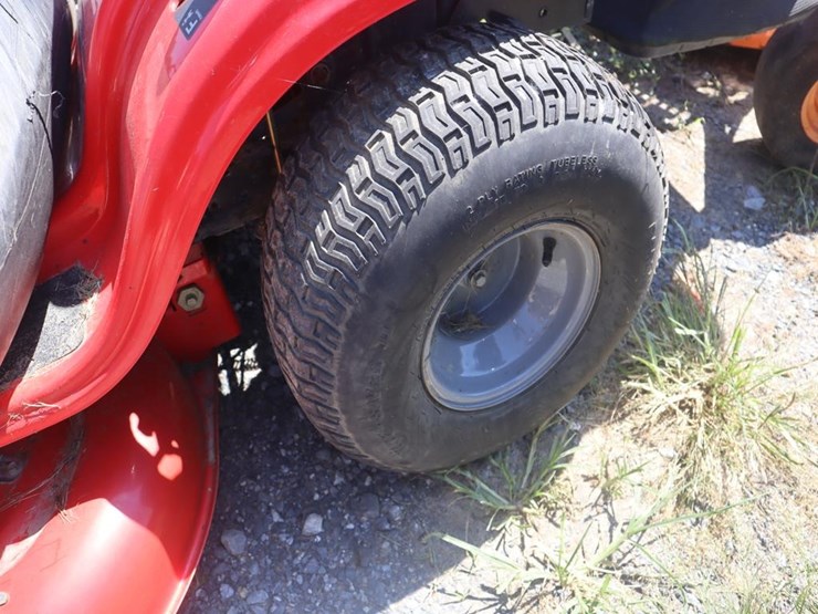craftsman-t110-tractor-image-11