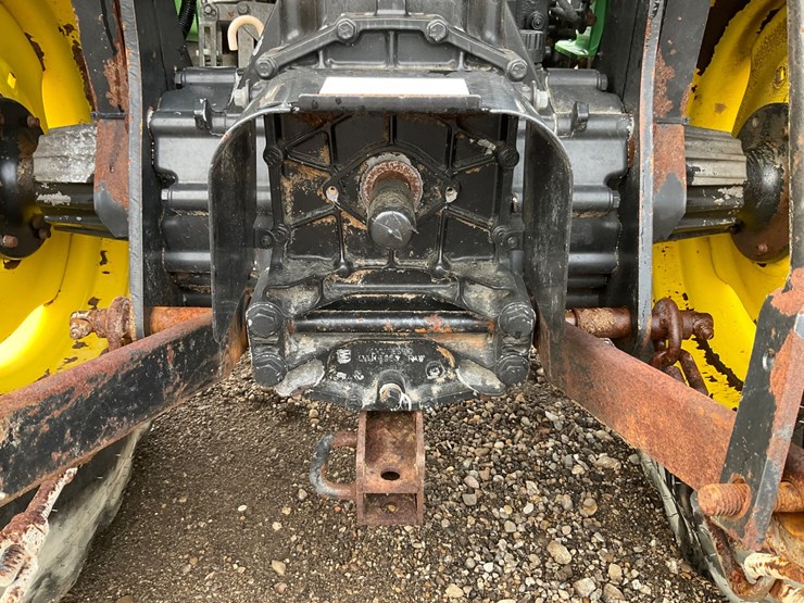 john-deere-3038e-image-28