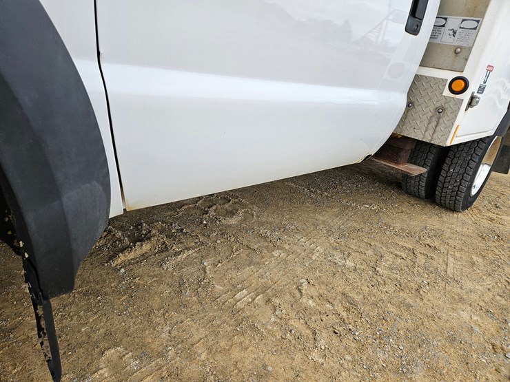 2008-ford-f550-image-58