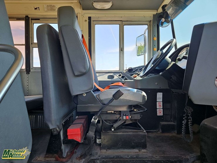 2014-ic-bus-ce-image-16